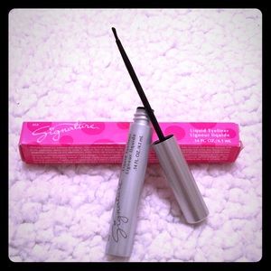 Mary Kay Liquid Eyeliner